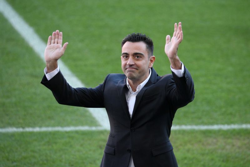 2021-11-08T123650Z_1469964627_UP1EHB80Z1C03_RTRMADP_3_SOCCER-SPAIN-FCB-XAVI.jpg